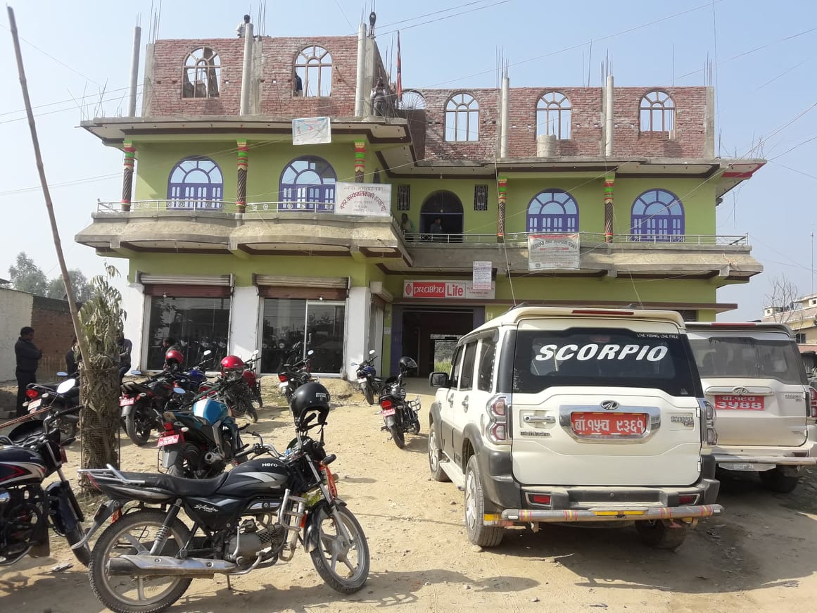 गरुडा नगरपालिकामा मेयर-उपमेयर विवाद : एक महिनामा पनि खुलेन ताला